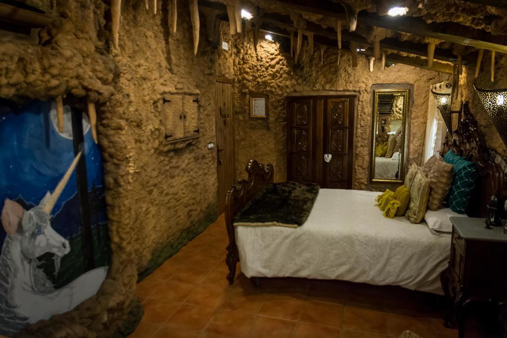 Cal Ganso Encantat Albinyana Room photo